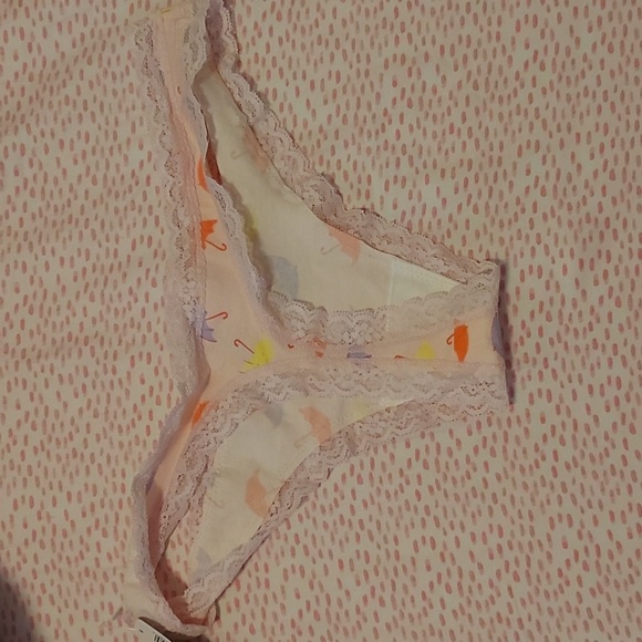 Set Of Two NWT aerie Thongs - Picture 5 of 5